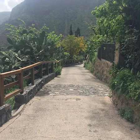 Alojamento de Acomodação e Pequeno-almoço Casa En La Montana *